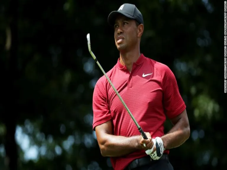 Tiger Woods fires best opening round for nearly 20 years to share lead